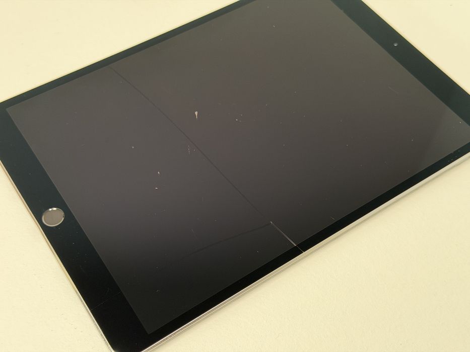 iPad Pro 10.5 (A1709) - 64GB - Cellular - pęknięty - faktura VAT 23%