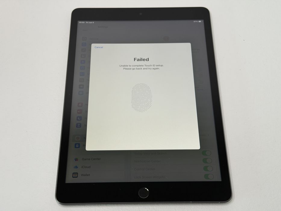 iPad 9. gen. (A2602) - 64GB - faktura VAT 23%