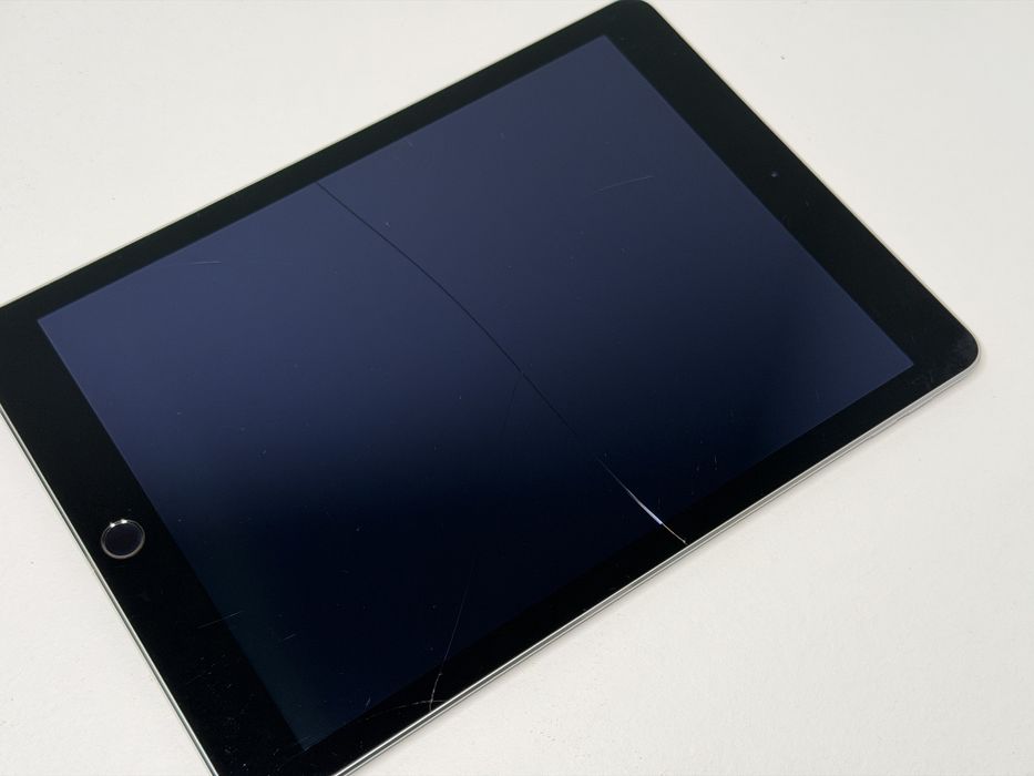 iPad Air 2 (A1566) - 64GB - pęknięty - faktura VAT 23%