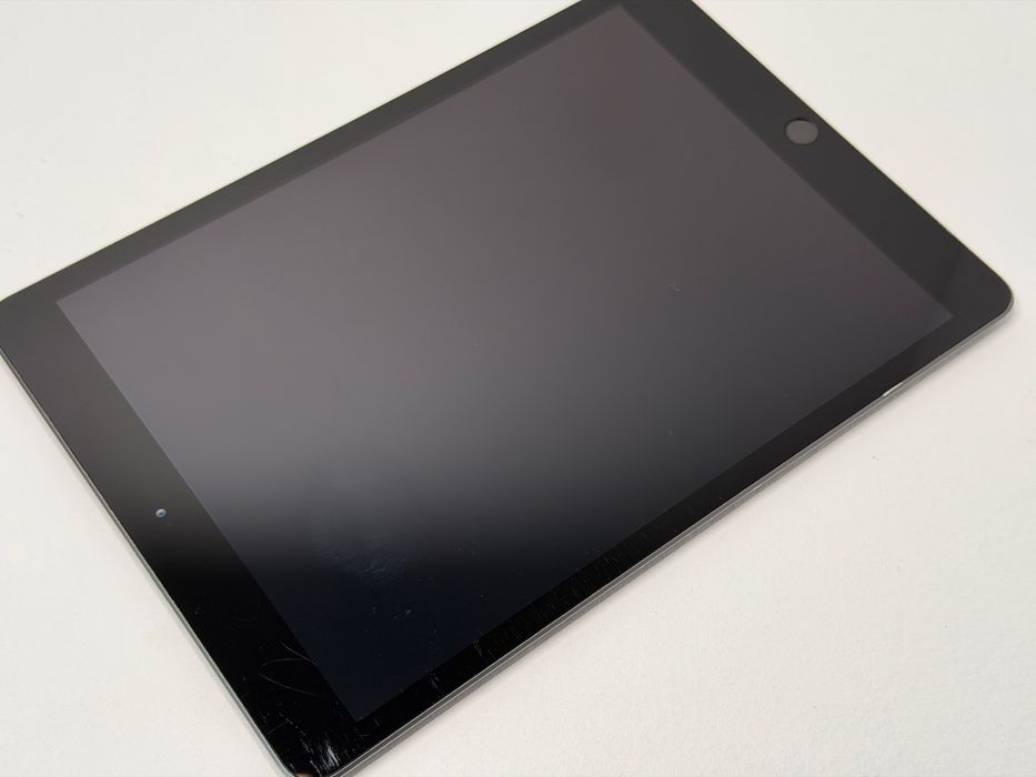 iPad 8. gen. (A2270) - 128GB - faktura VAT 23%