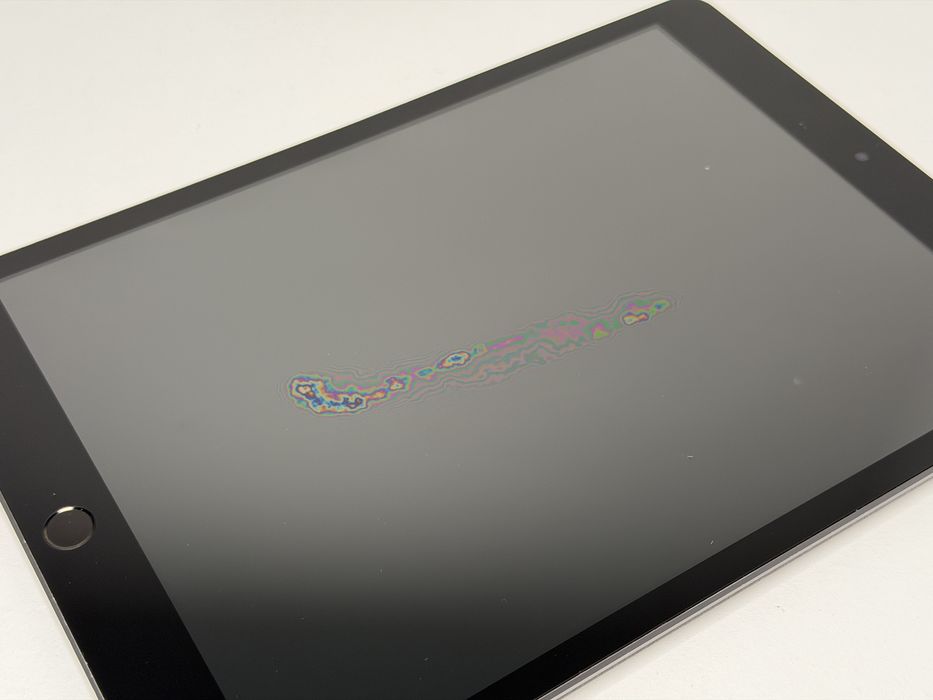 iPad 9. gen. (A2604) - 64GB - Cellular (LTE) - faktura VAT 23%