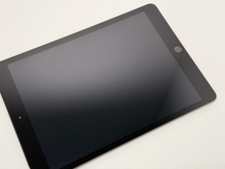 iPad 8. gen. (A2429) - 32GB - Cellular (LTE) - Space Gray - faktura VAT 23%
