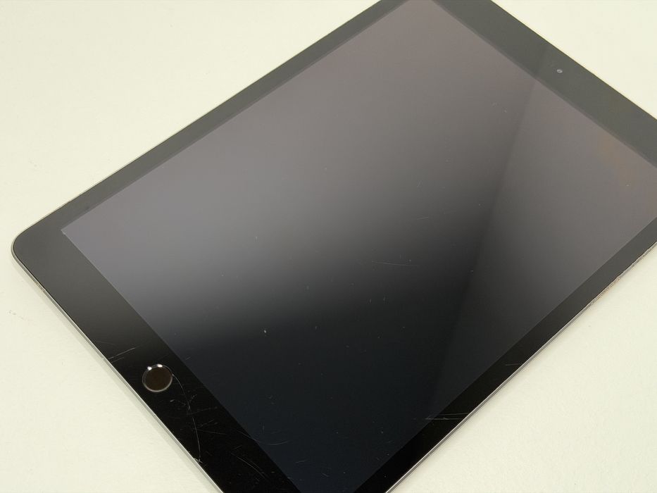 iPad 8. gen. (A2270) - 32GB - faktura VAT 23%