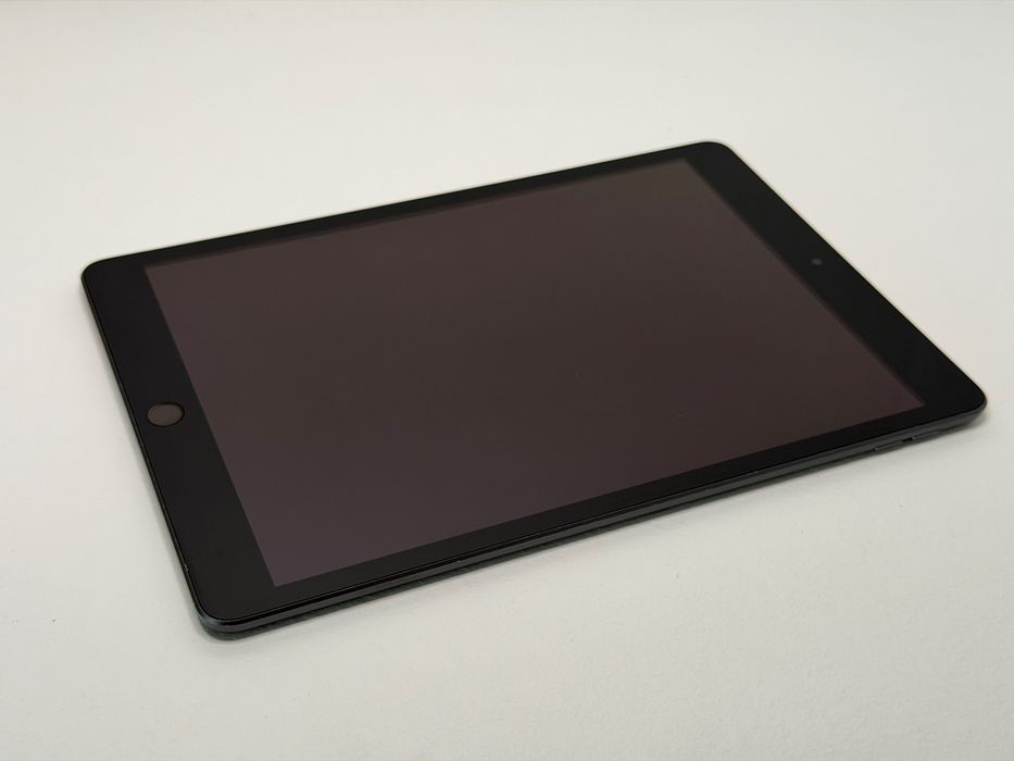 iPad 9. gen. (A2602) - 64GB - Space Gray - faktura VAT 23%