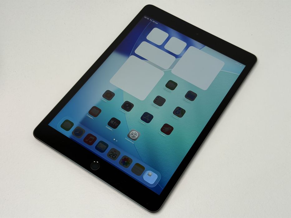 iPad 9. gen. (A2603) - 64GB - Cellular (LTE) - faktura VAT 23%