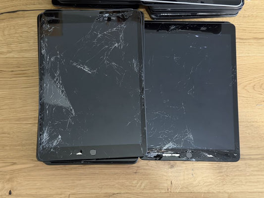 iPad 8. gen. (A2270) - zbite szybki - faktura VAT 23%