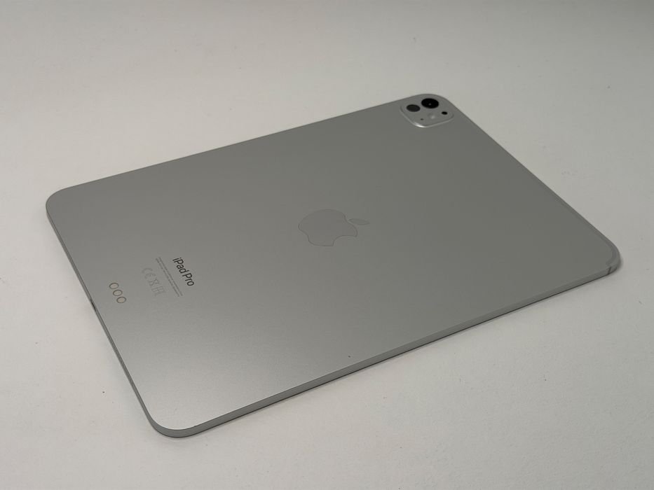 iPad Pro 11 5. gen. (A2836) - 256GB - Apple M4 - faktura VAT 23%