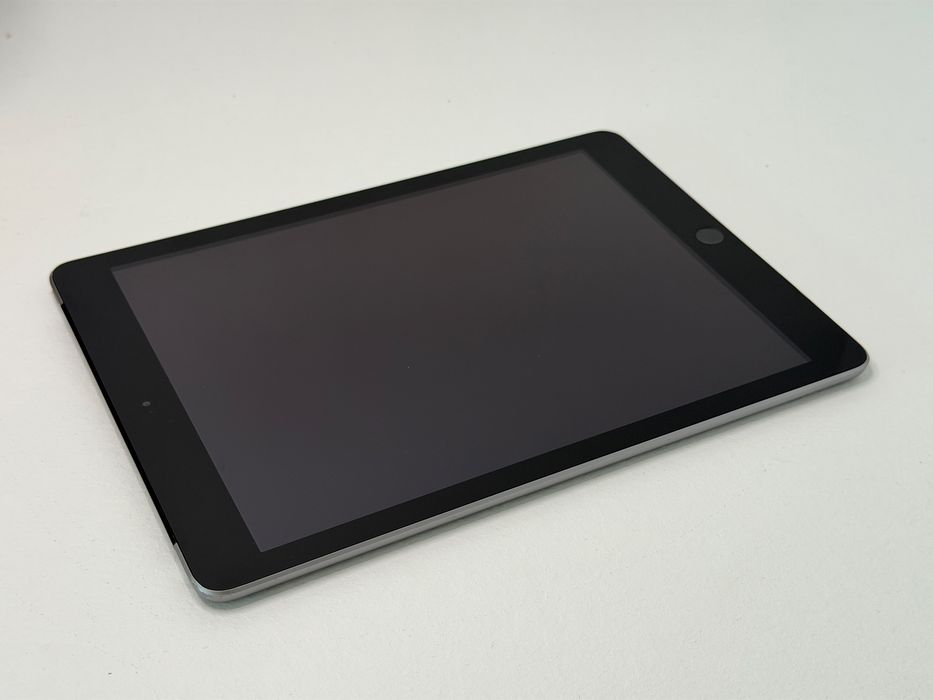iPad 5 (A1823) - 128GB - Cellular (LTE) - faktura VAT 23%