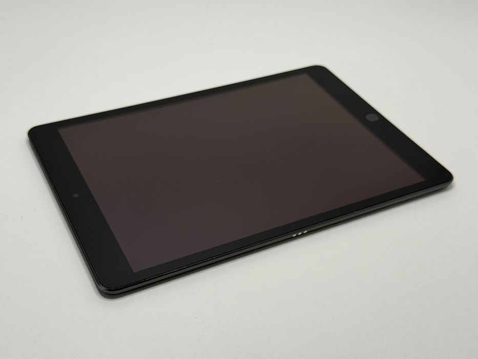 iPad 9. gen. (A2602) - 64GB - Space Gray - faktura VAT 23%