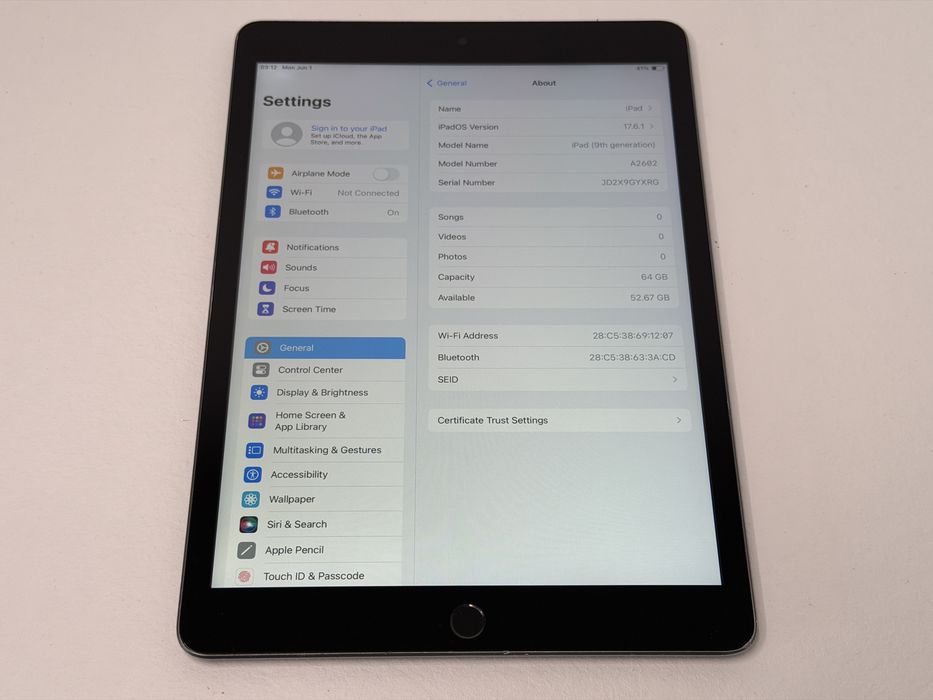 iPad 9. gen. (A2602) - 64GB - faktura VAT 23%