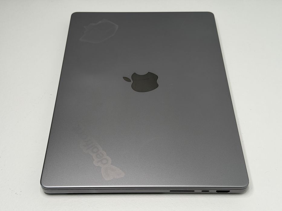 MacBook Pro 14 (A2442) - M1 Pro/16GB/512GB - faktura VAT 23%