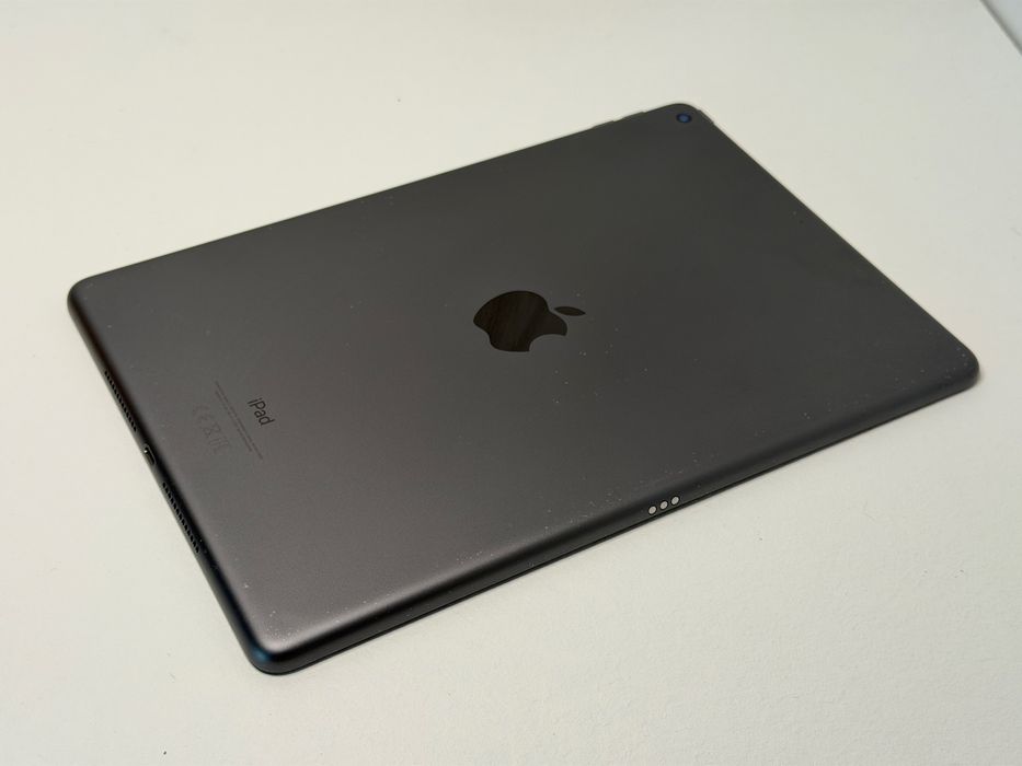 iPad 9. gen. (A2602) - 64GB - faktura VAT 23%