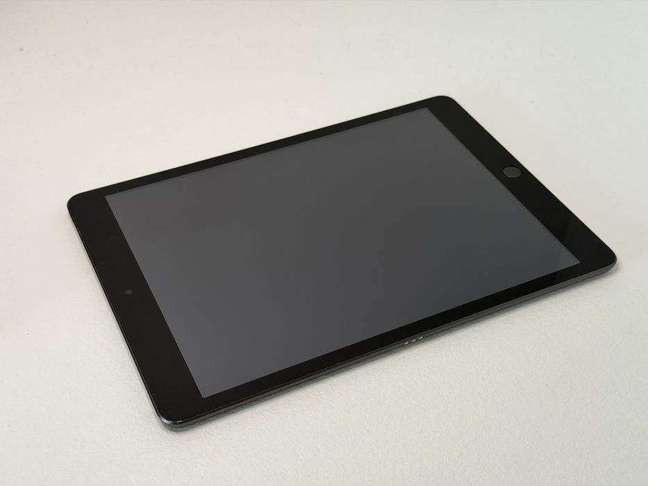 iPad 9. gen. (A2602) - 64GB - faktura VAT 23%