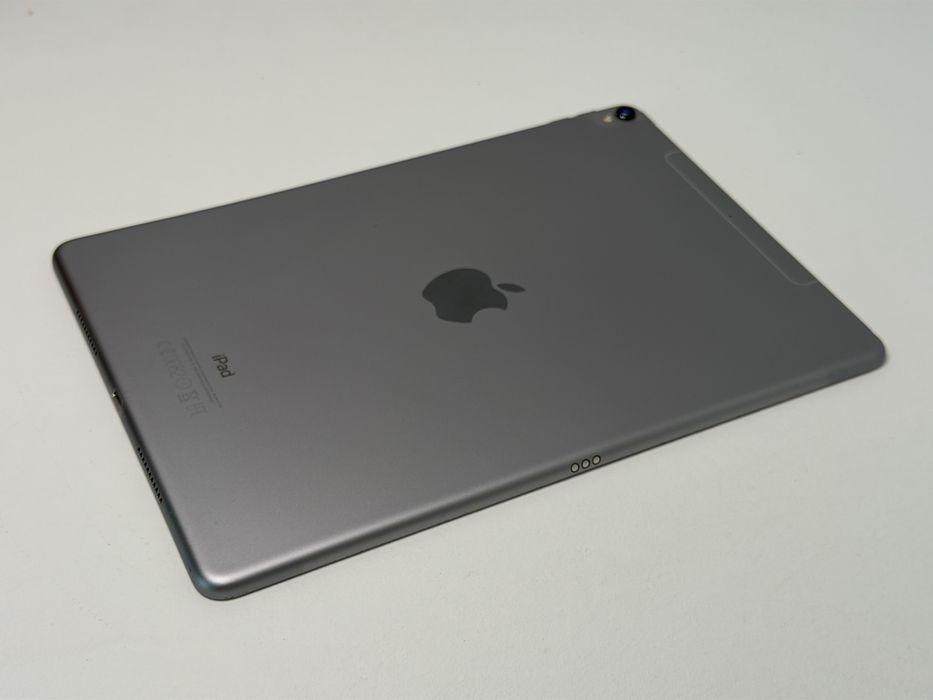iPad Pro 10.5 (A1709) - 64GB - Cellular (LTE) - faktura VAT 23%