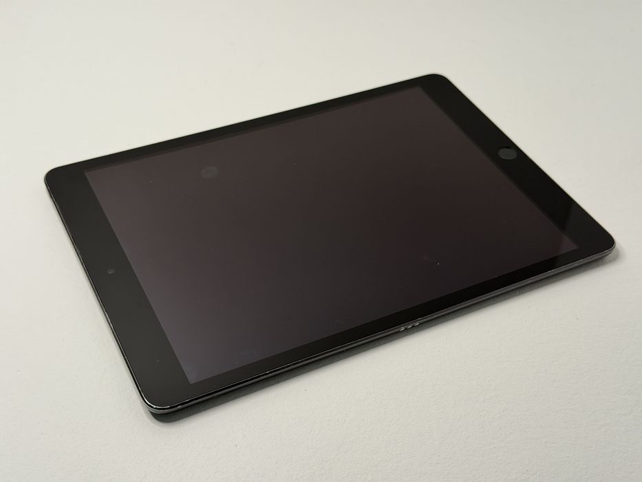 iPad 9. gen. (A2602) - 64GB - faktura VAT 23%