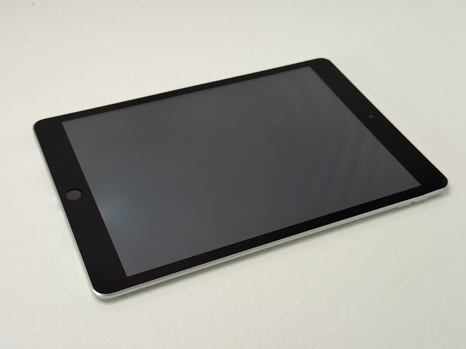iPad 9. gen. (A2602) - 64GB - faktura VAT 23%