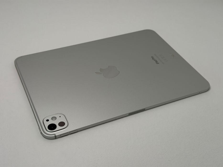 iPad Pro 11 5. gen. (A2836) - Apple M4 - 256GB - Silver - faktura VAT 23%