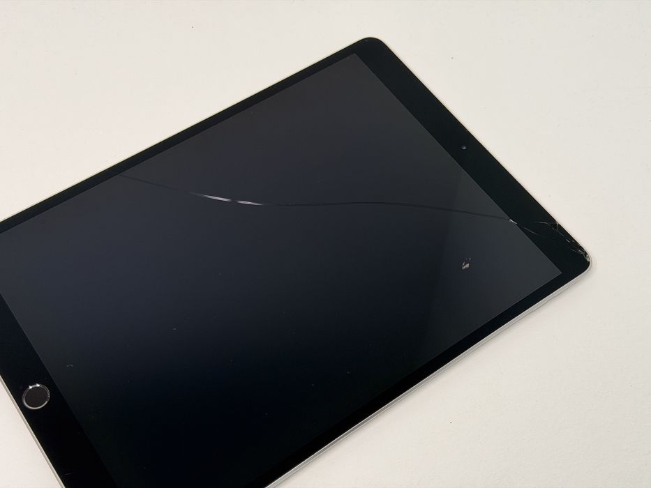iPad Pro 10.5 (A1709) - 64GB - Cellular (LTE) - pęknięty - faktura VAT 23%