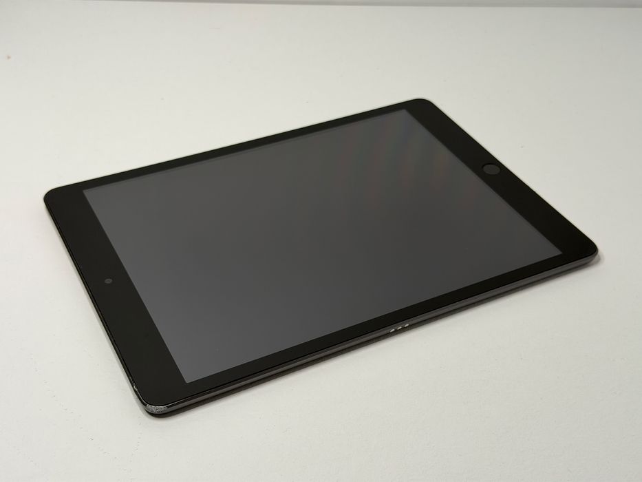 iPad 9. gen. (A2602) - 64GB - faktura VAT 23%