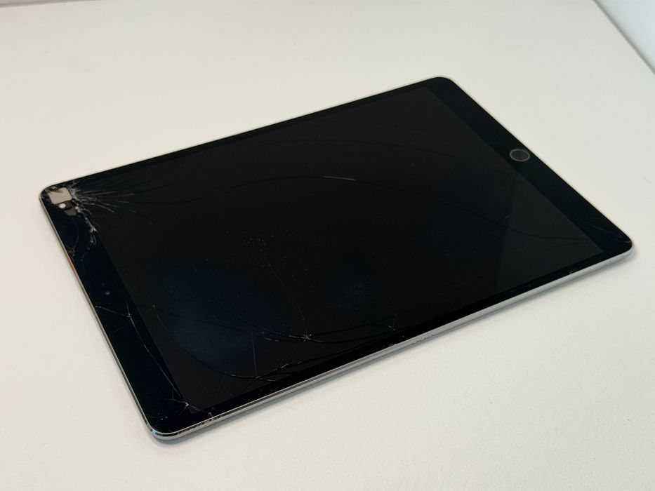 iPad Pro 10.5 (A1701) - 64GB - zbity - faktura VAT 23%