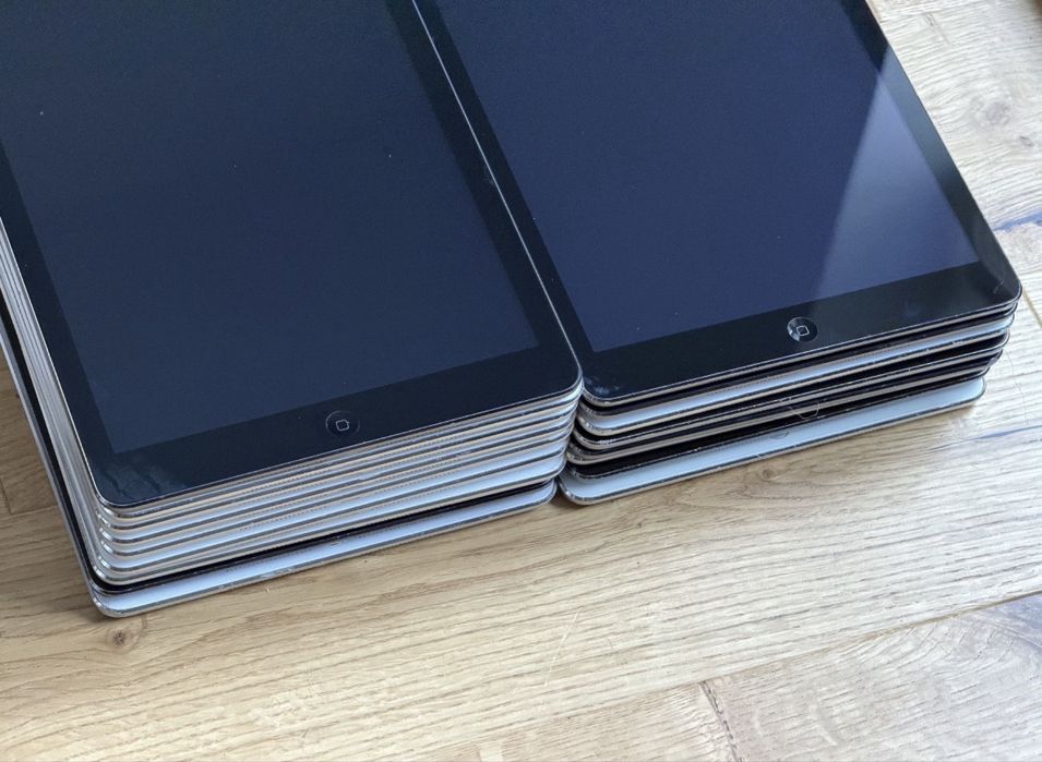 Pakiet 9x iPad Air (A1474, A1475) - pęknięte - faktura VAT 23%