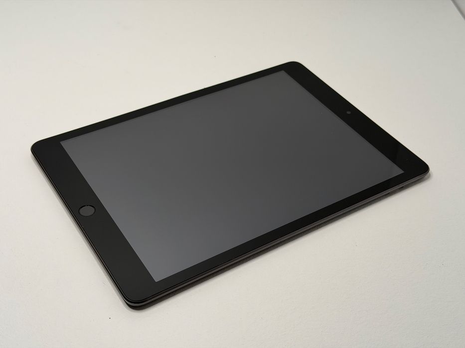 iPad 9. gen. (A2602) - 64GB - faktura VAT 23%