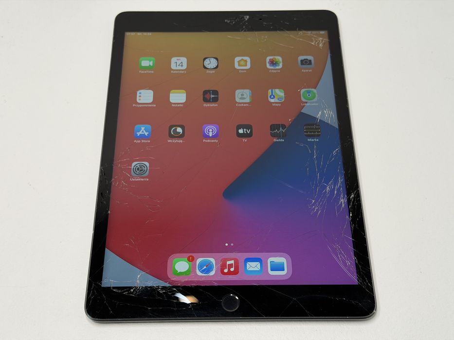 iPad 8. gen. (A2270) - 32GB - zbity - faktura VAT 23%
