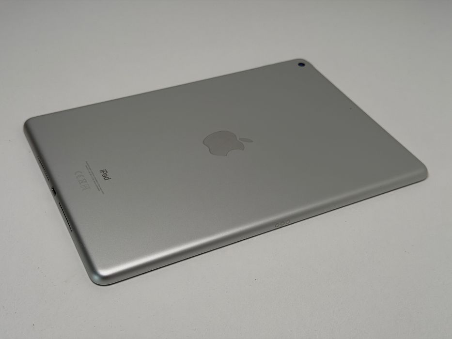 iPad 9. gen. (A2602) - 64GB - Silver - faktura VAT 23%