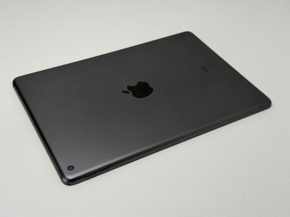 iPad 8. gen. (A2270) - 32GB - faktura VAT 23%