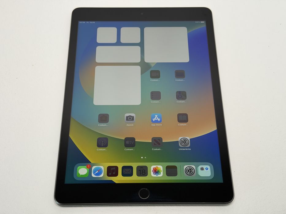iPad 9. gen. (A2604) - 64GB - Cellular (LTE) - Space Gray - faktura VAT 23%
