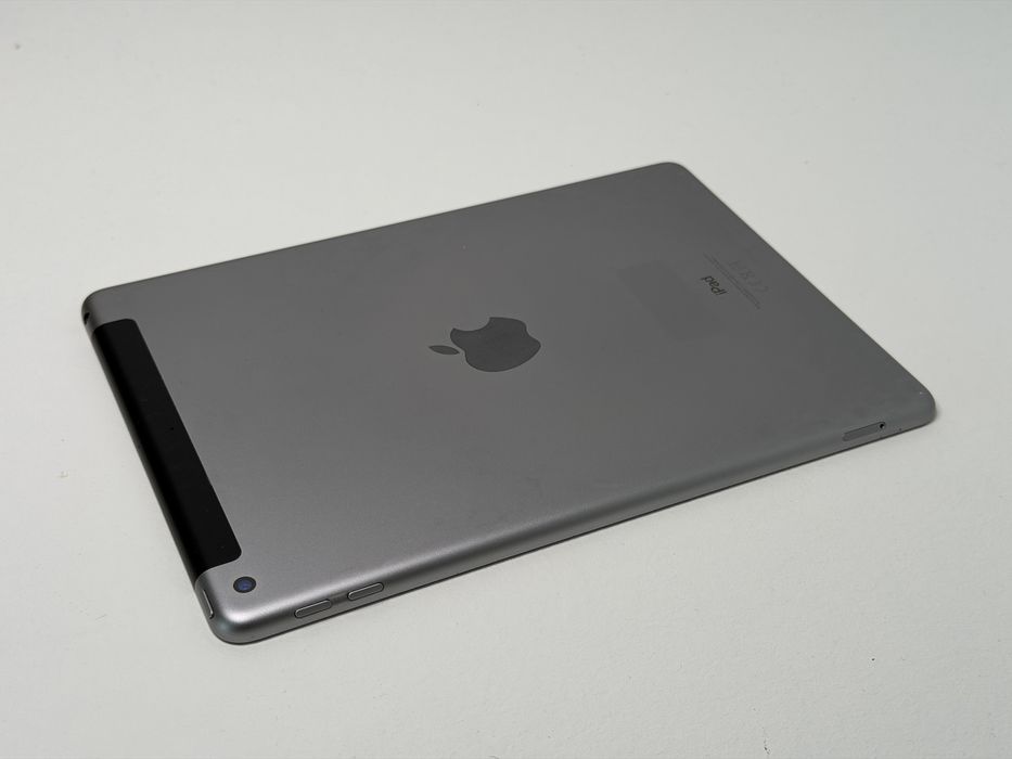 iPad 5 (A1823) - 128GB - Cellular (LTE) - faktura VAT 23%