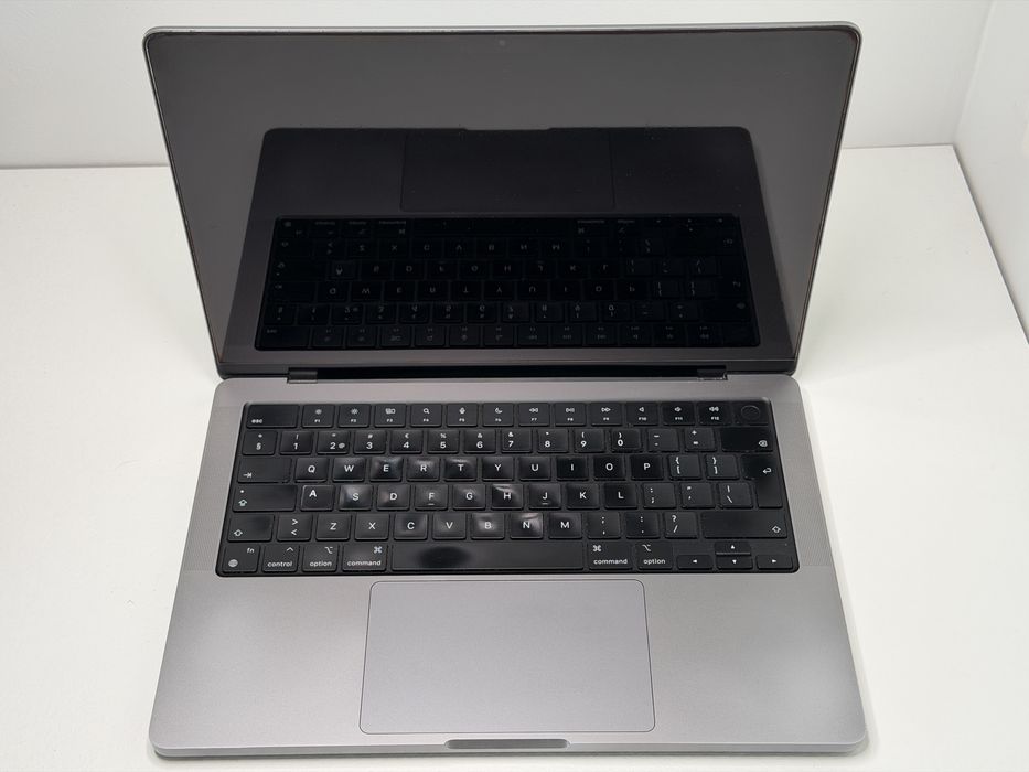 MacBook Pro 14 (A2442) - M1 Pro/16GB/512GB - faktura VAT 23%