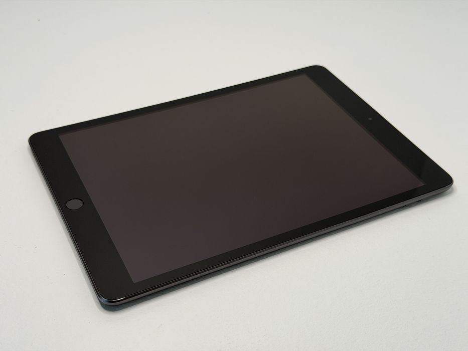 iPad 8. gen. (A2270) - 32GB - Space Gray - faktura VAT 23%