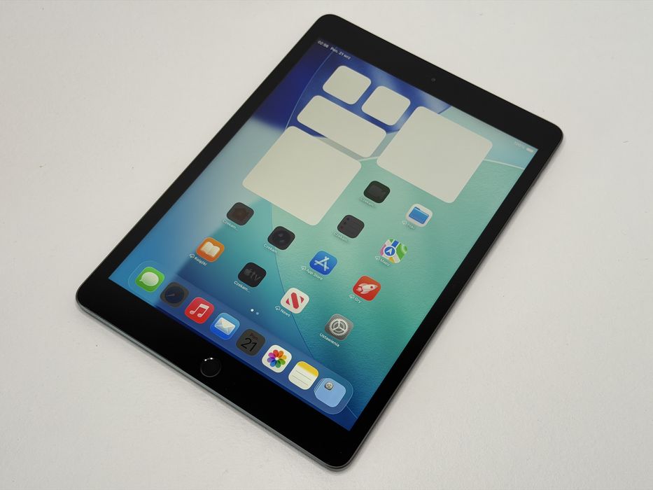 iPad 8. gen. (A2429) - 32GB - Cellular (LTE) - Space Gray - faktura VAT 23%