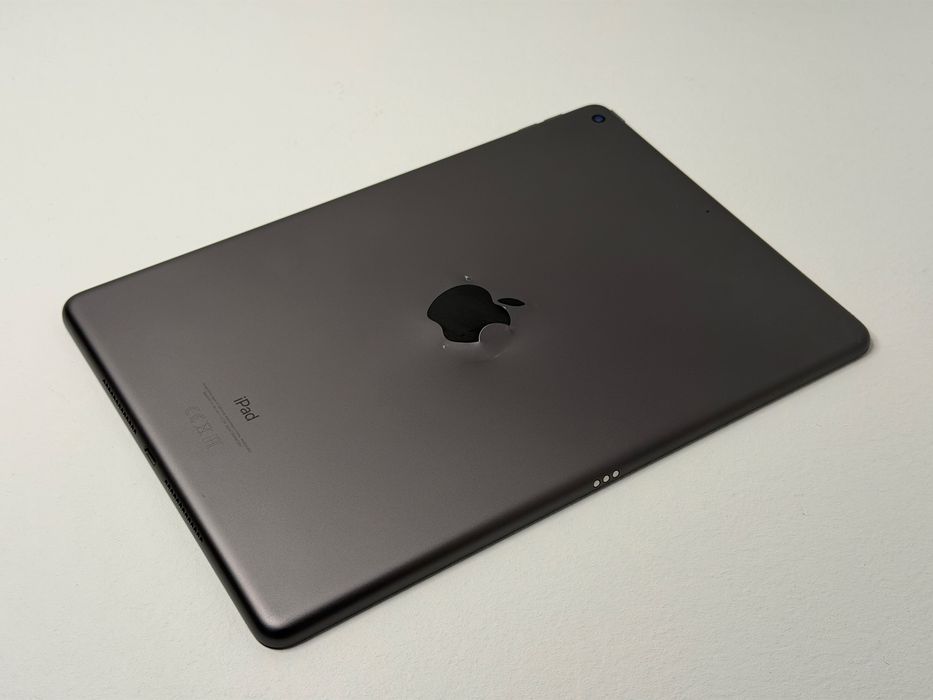 iPad 9. gen. (A2602) - 64GB - faktura VAT 23%