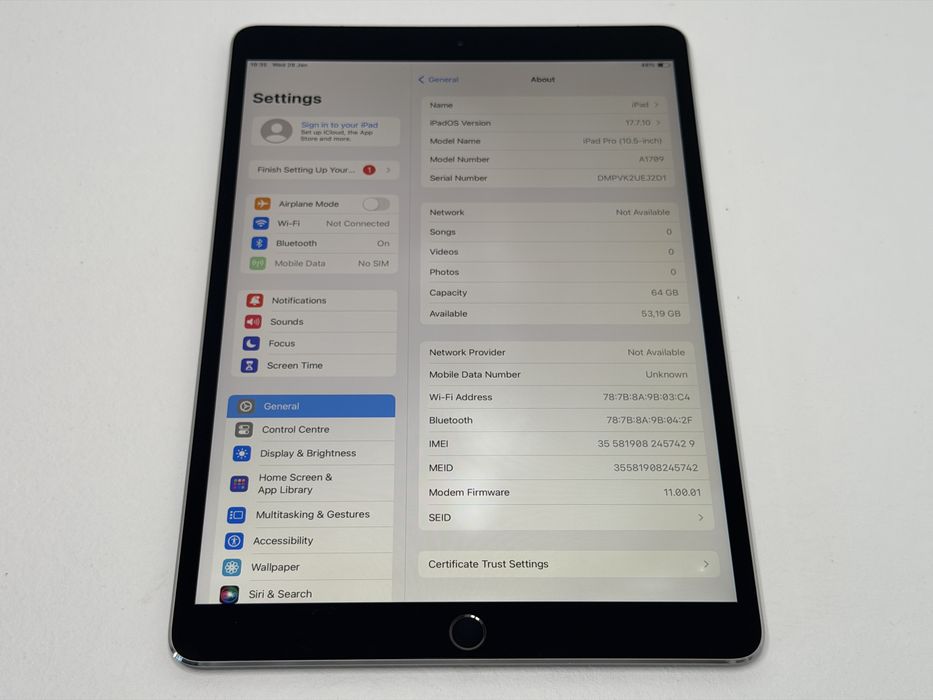iPad Pro 10.5 (A1709) - 64GB - Cellular (LTE) - Space Gray - faktura VAT 23%