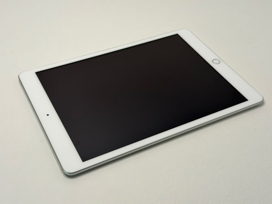 iPad 8. gen. (A2270) - 32GB - faktura VAT 23%