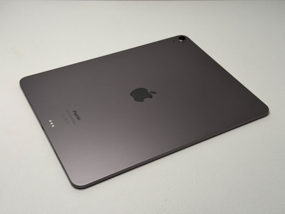 iPad Air 6 13 (A2898) - 128GB - Apple M2 - wada - faktura VAT 23%