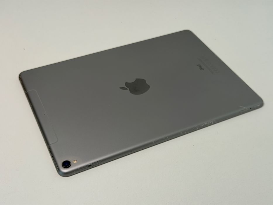 iPad Pro 10.5 (A1709) - 64GB - Cellular (LTE) - pęknięty - faktura VAT 23%
