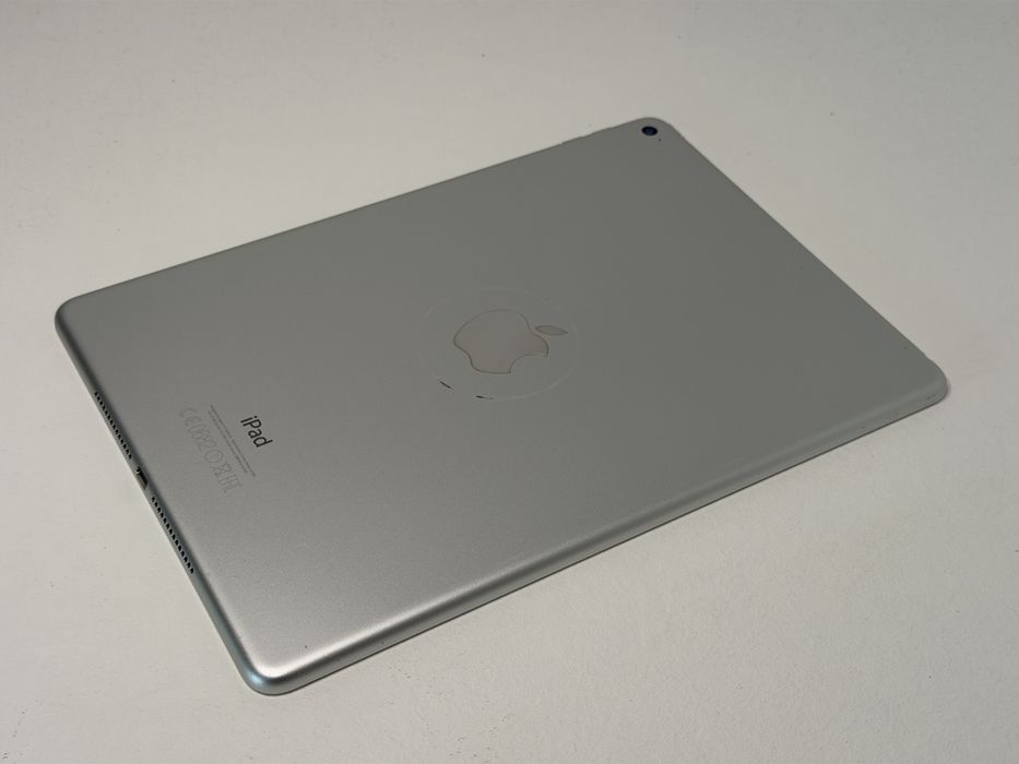 iPad Air 2 (A1566) - 128GB - pęknięty - faktura VAT 23%