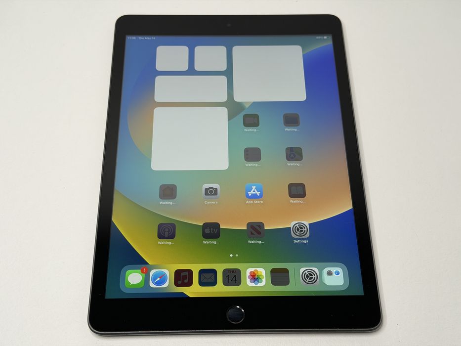iPad 9. gen. (A2602) - 64GB - faktura VAT 23%