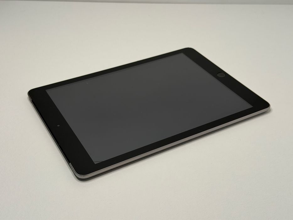 iPad 6 (A1954) - 32GB - Cellular (LTE) - faktura VAT 23%