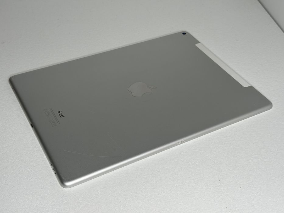 iPad Pro 12.9 1. gen. (A1652) - 128GB - Cellular (LTE) - faktura VAT 23%