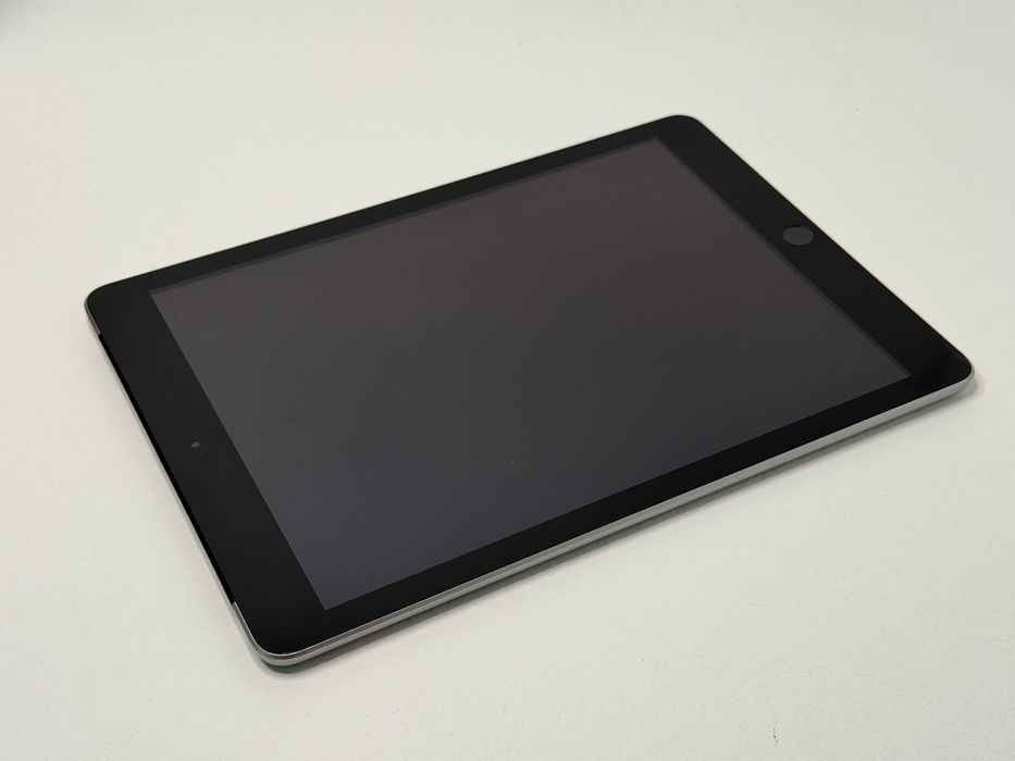 iPad 5 (A1823) - 128GB - Cellular (LTE) - faktura VAT 23%