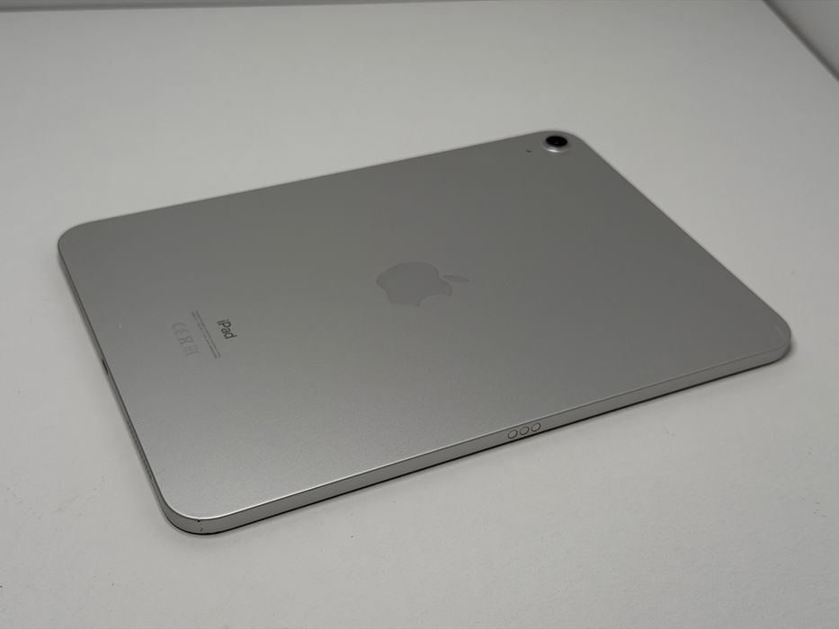 iPad 10. gen. (A2696) - 256GB - Silver - faktura VAT 23%