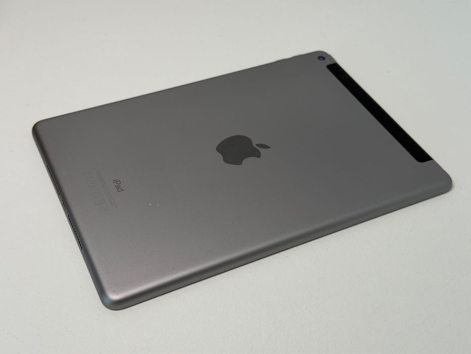 iPad 5 (A1823) - 128GB - Cellular (LTE) - faktura VAT 23%