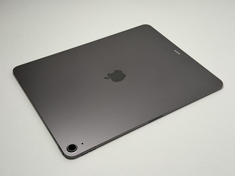 iPad Air 7 13 (A3268) - 256GB - Apple M3 - wada - faktura VAT 23%