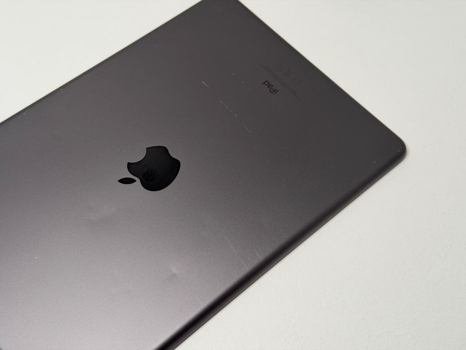 iPad 9. gen. (A2602) - 64GB - faktura VAT 23%