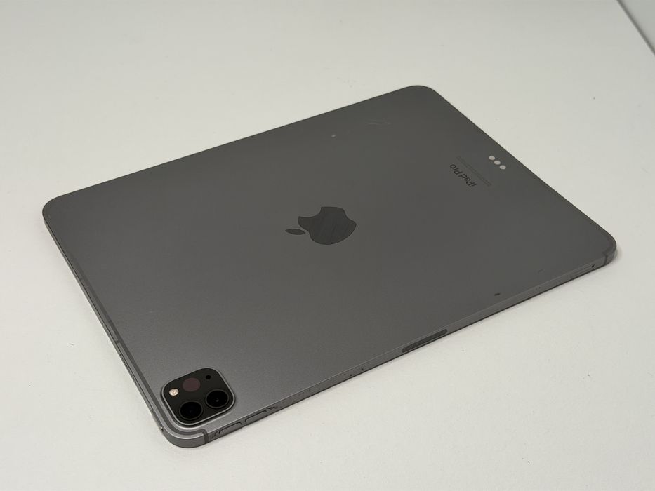 iPad Pro 11 4. gen. (A2435) - Apple M2 - zbity - faktura VAT 23%