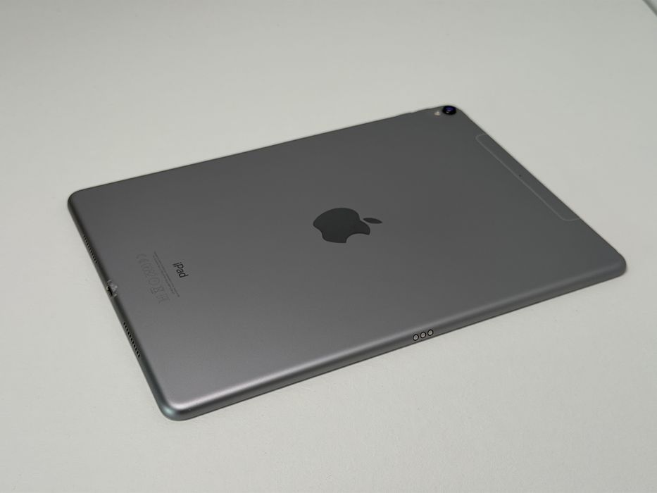 iPad Pro 10.5 (A1709) - 64GB - Cellular (LTE) - faktura VAT 23%